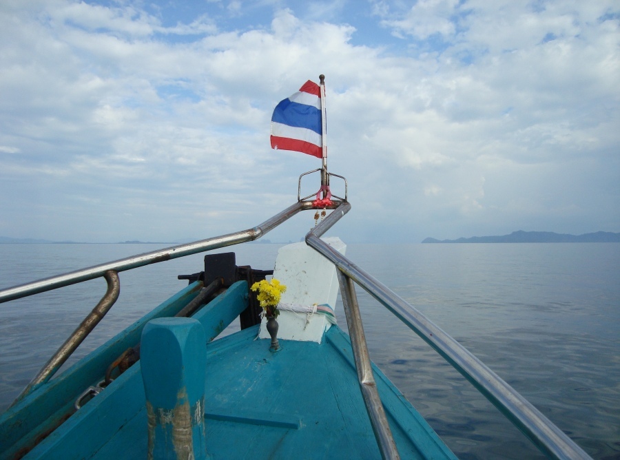 เดินทางกลับจากกองหินมาเล มุ่งสู่ดิ