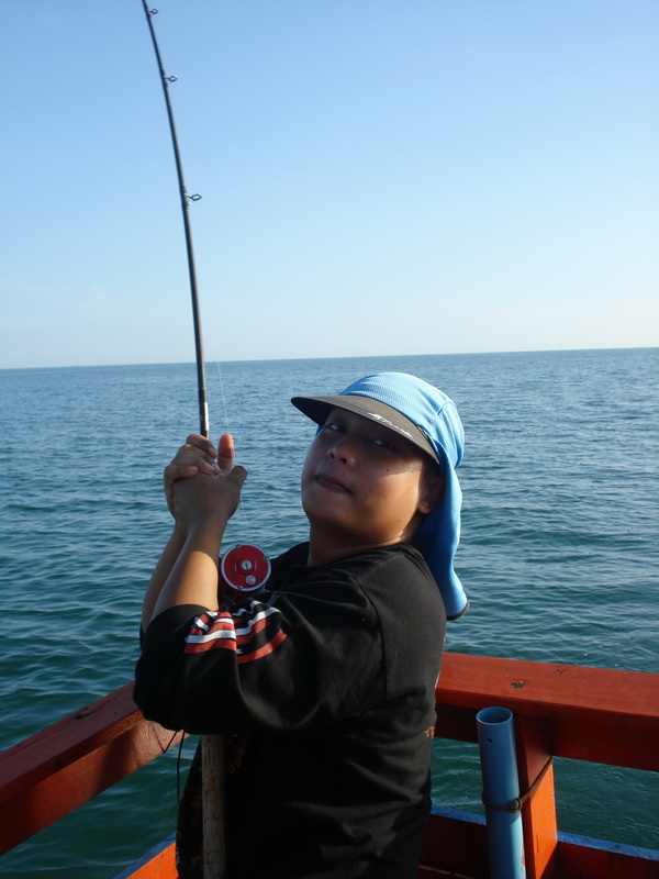 เเล้วก้อโดนอีกครับสายเเทบหมดหลอดครับ
.....................อวนใครวะเนี่ย...................
5555555