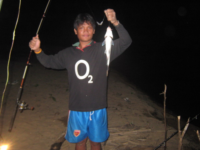 สักพักเสียงรอกก็ร้อง  ผมจัดการอัดข