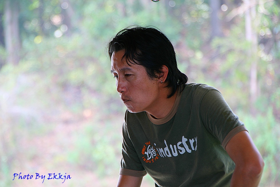  :smile: กลับมาพักเที่ยงที่แพ เจอแป๊ะอยากยา นั่งอยู่สอบถามสถาณะการณ์ล่าสุด

สกอร์ครึ่งวันแรก น้าเอ