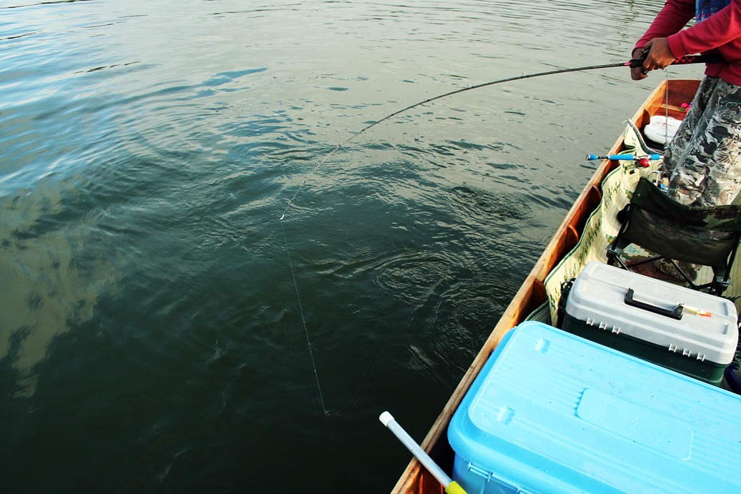 เข้าท้องเรืออีกแล้ว