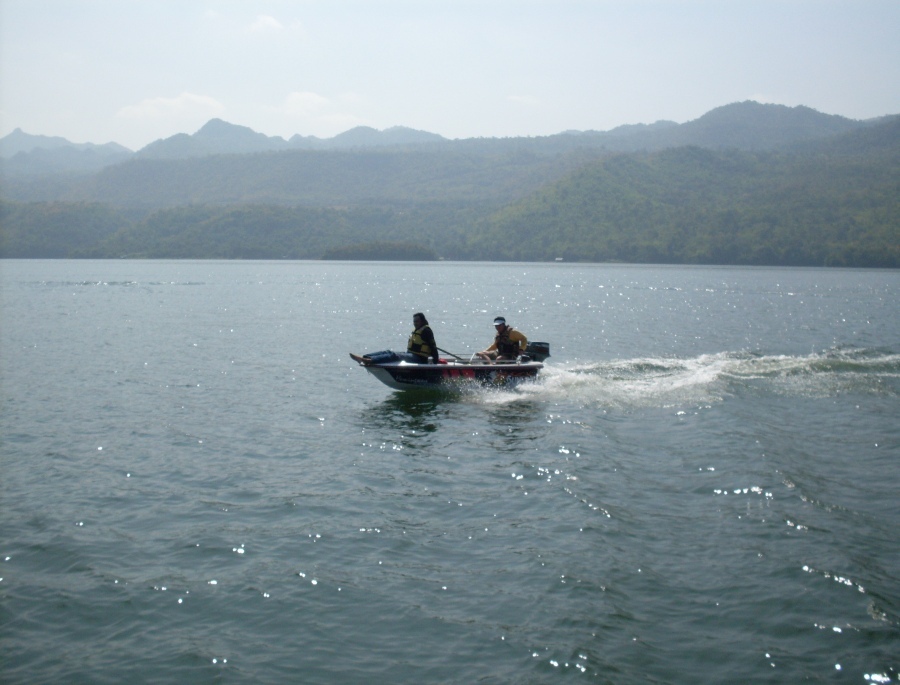 แอบถ่ายเรือตัวเองซะหน่อย ดิ