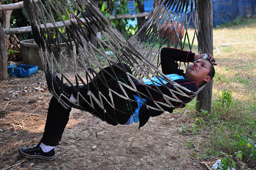 น่าสงสารเจ้าโอต รอพวกพี่ๆเล่นน้ำซะหลับไปเลยอ่ะ :grin: :laughing: :laughing: :laughing: