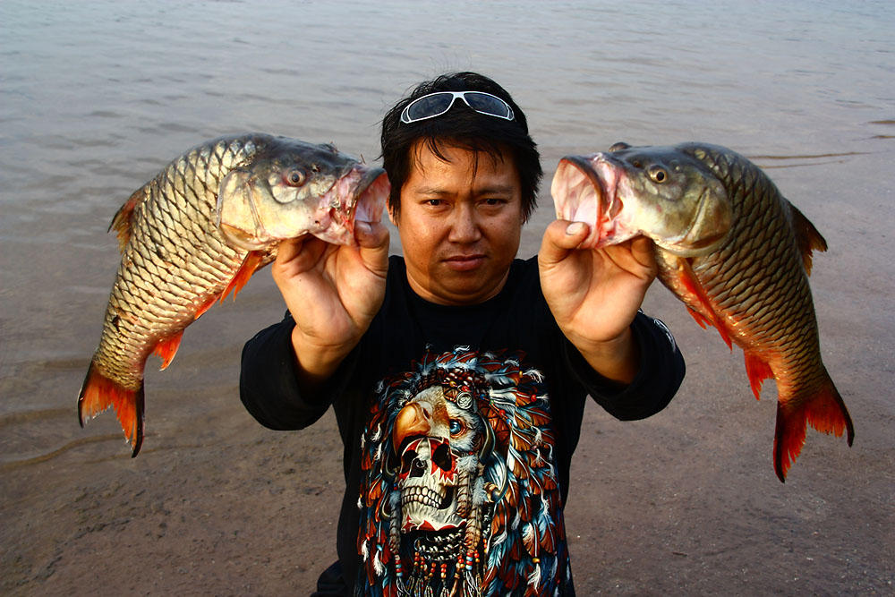 ผู้นำทางในทริปนี้ครับ
น้าหมูห้วยบง
 :love: