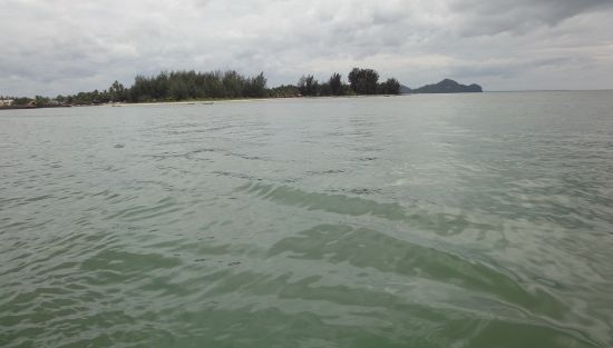 เมื่อขนของลงเรือเสร็จ ก็ออกเดินทาง