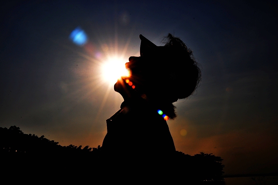ขอลาด้วยภาพนี้เลยน่ะครับ ต้องรีบไป