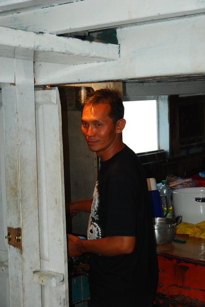 .......พ่อครัวประจำเรือครับ...ทริพนี้ไต๋
