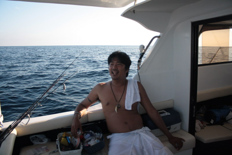 แต่ละคนไม่ได้สลดเลย :grin: