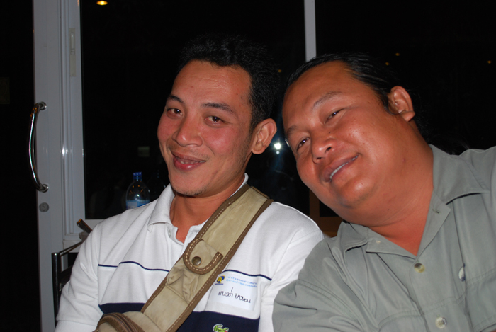 สวัสดีครับน้า...lovefishing 

คู่หูดูโอ้(ไม่ใช้คิงส์เท็ค)555...คุณน้อง..แบงค์ บางบอนและน้อง บี้(ที