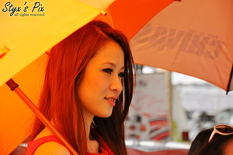 คนนี้ขวัญใจผมประจำงานนี้เลยคับ  :love: :love: