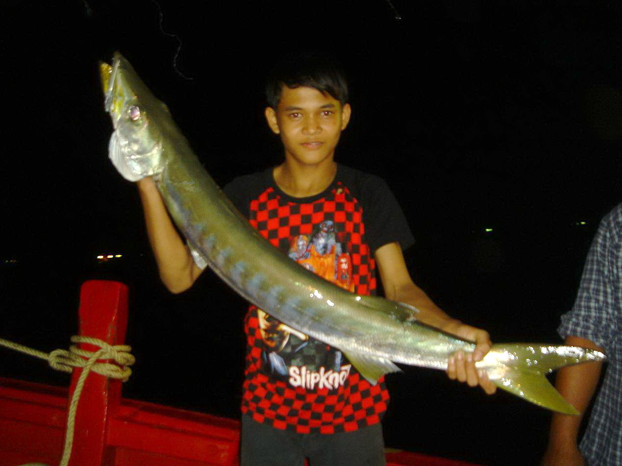 ลูกน้าจุก..อยากหล่อเดี๋ยว... :cool: :cool:

***สวัสดีครับน้า Boyair :grin: