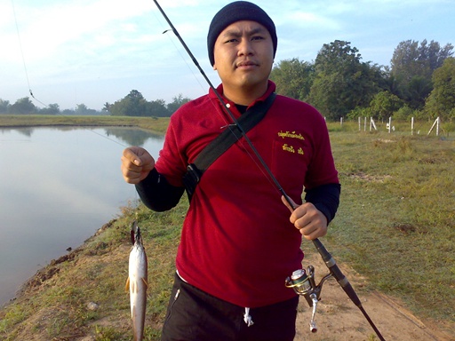 นี่ของผมครับ
ชุดตีเหยื่อ
RYOBI ZAUBER  No.3000
OKUMA Guide Select IM8 6.6 ฟุต
ลงบ่อ 
Loomis Pow