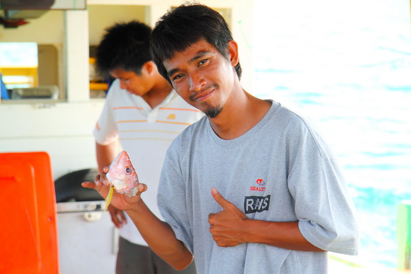 เมื่อคืนโดนข้างปานครับ
แต่เหลือมา