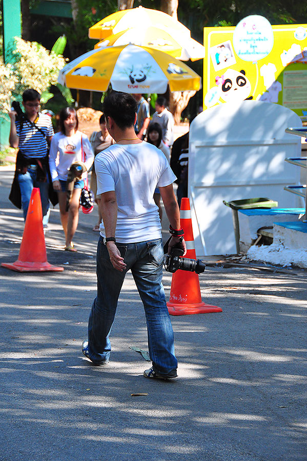 มีแต่ DSLR  :laughing: