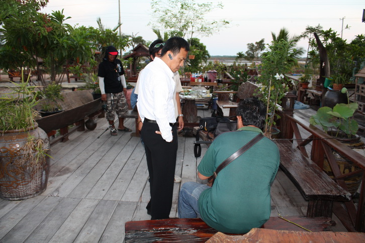 ..ได้เวลาแดดร่มลมเย็นนายกฯป๋อม(เจ้า