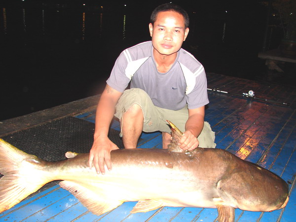 เขาละหม่ำจอมพลัง