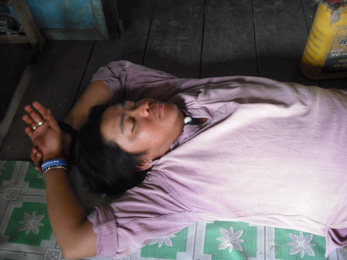 แล้วคนนี้ก็พักผ่อน ..........................  :sleeping: :sleeping: :sleeping: