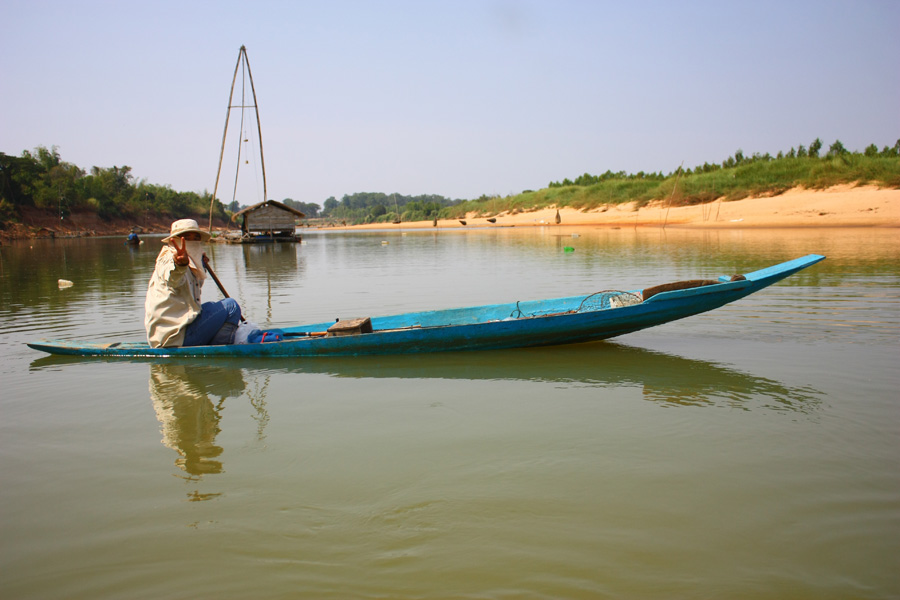 ส่วนเสี่ยวถา..ให้พายเรือไปอยู่ไกล ๆ ...เกะกะ.. :grin: :grin: :grin: :grin: :grin: :grin: