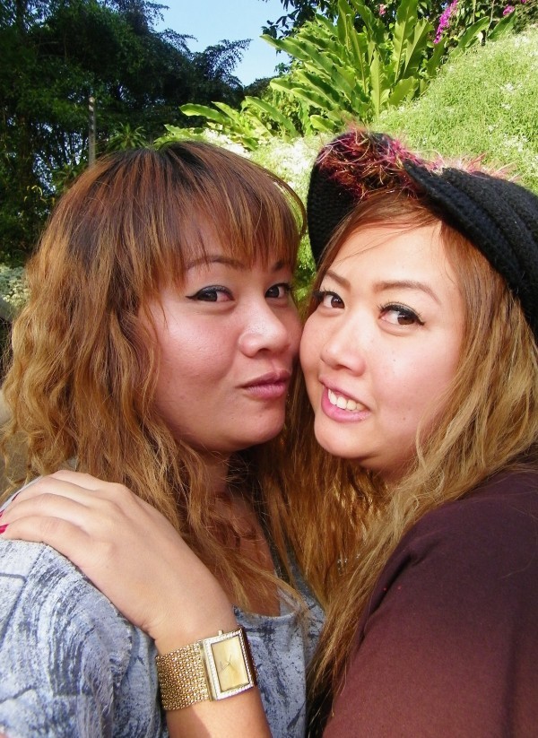 อีกสักรูป...นานๆ จะได้มาเที่ยวด้วยกัน...ปกติก้อเที่ยวแบบเพื่อนใครเพื่อนมันอยู่แล้ว...ทริปนี้ได้เที่ย