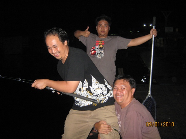 
 :grin: :grin:   โหแล้วมาถามหาโหดๆแค่นี้ยังต้องเกาะแล้วอ่ะ   :laughing: :laughing: :laughing: