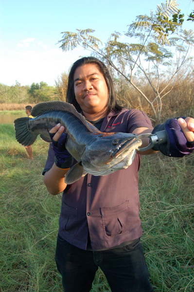 หืมมมม  มาน หล่อเลย  :laughing: :laughing: :laughing: