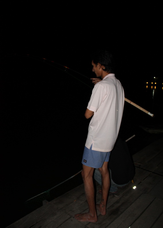  [q]สวัสดีครับน้าคนเมืองแกลง [/q]

----------------------

 [b]..ช่วงนี้ตากล้องเริ่มขี้เกียจ ลุก