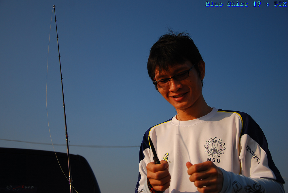 น้าเอจัดแจงประกอบอาวุธก่อนใครเลยนะเนี่ย :laughing: :laughing: :laughing: