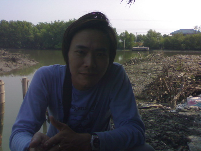  :grin: มะเมี่ยวจอมอึดครับ  เดินรอบบ่อ  ได้หล่อไปแล้วกะกุเราใหญ่  :grin:

------------------------