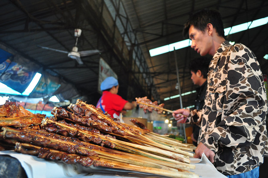 เอาแบบธรรมดาง่ายๆครับ..ข้าวเหนียว หมูปิ้ง จ้ำแจ่ว แซ่บทุกอิริยาบทคร้าบ....

[q]วันนี้ น้า pukky ทำ