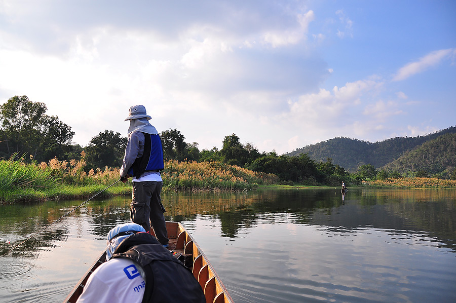 
    ช่วงเย็นเราลอยเรือไปเจอโปร ญี่ปุ่น ไล่หวดลูกครอก..เลยถามไป..ได้ไหม..?   

   เสียงตอบกลับมา.