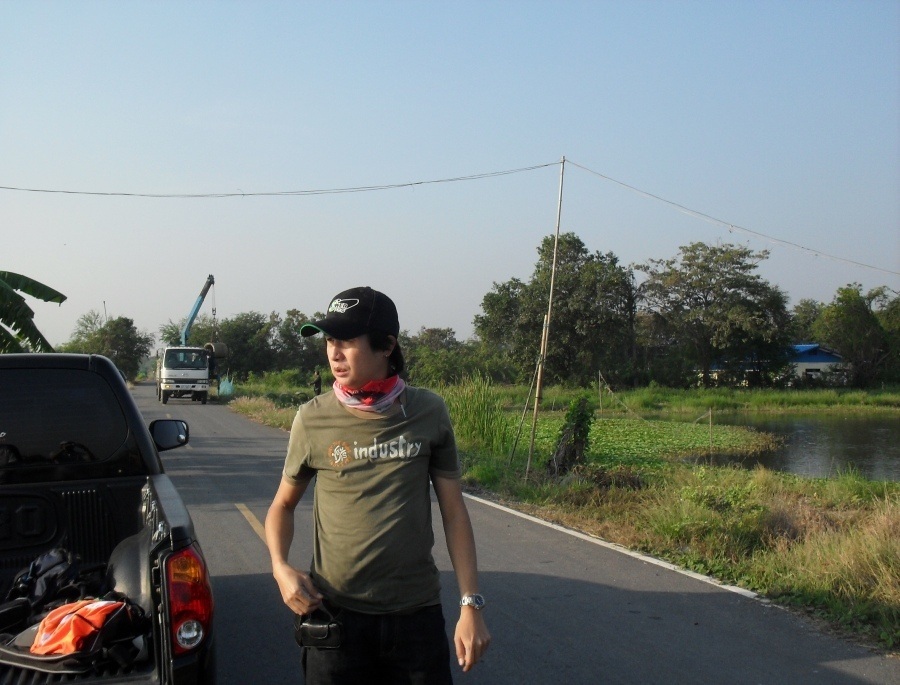 อ้า..น้าเอสกำลังเลือกหมายครับ.... :umh: :umh: :umh: