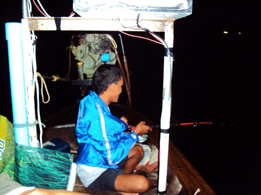 เสียงดังมาจากท้ายเรือ