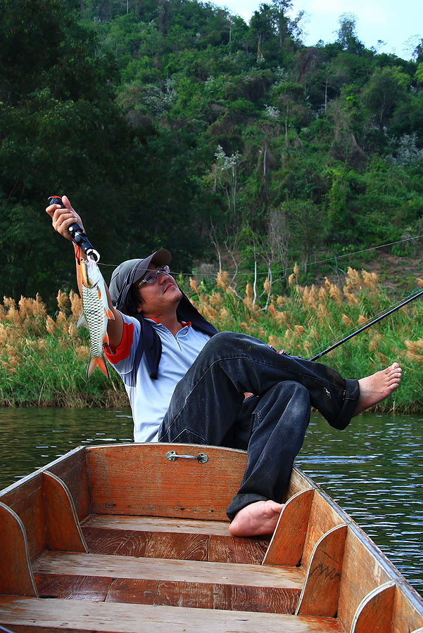 รูปนี้ น้าใหญ่ ฝากให้น้าเอส อะราไพม่าค๊าบบบ...
 :laughing: :laughing: :laughing: