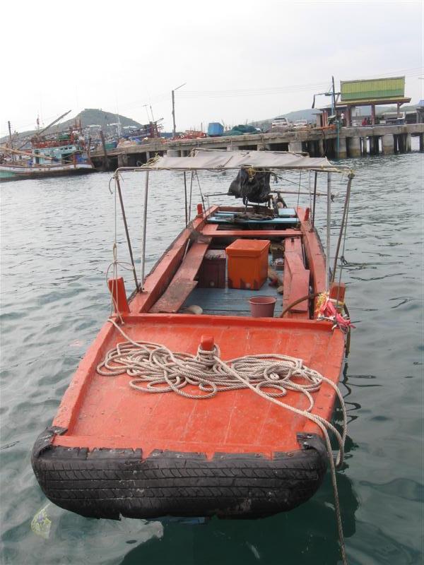  [b]แวปแรกที่เห็น เรือไต๋ยิ่ง...อืมส์..ต้องมีสักวัน......ชอบแนวนี้ครับ...ปลาจาน[/b]