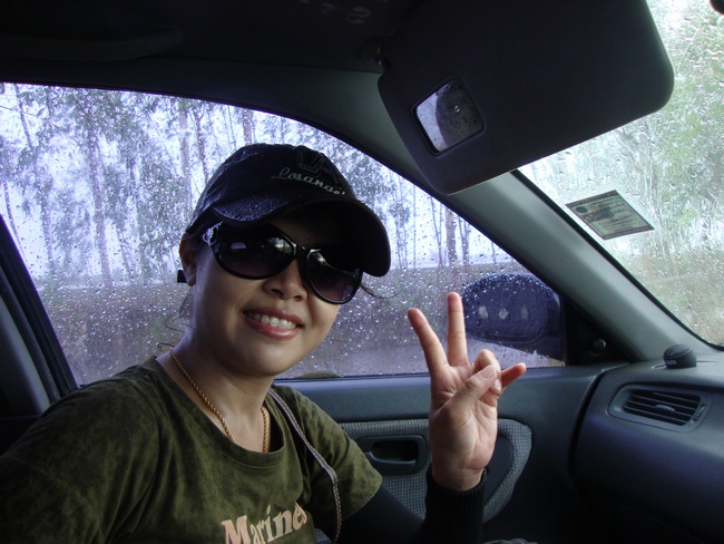 [b]รีบขึ้นรถก่อนดีกว่า...เปียกฝนแต่ก็ยังสู้ได้จร้า[/b]

 :grin: :grin: :grin: :grin: :grin:
