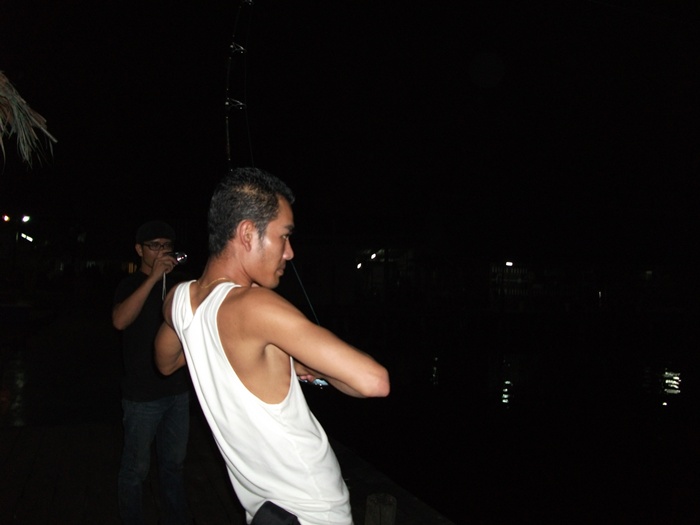 
 :cheer: :cheer: :cheer:   โดนอีกแล้ว.................     :cheer: :cheer: :cheer: