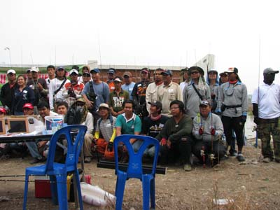 รูปหมู่กับเพื่อนๆสมาชิก ก่อนเริ่มแ