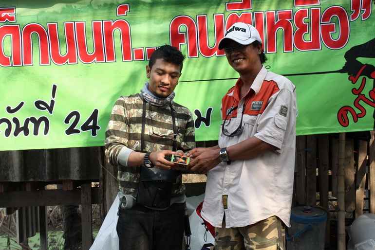  [q]แป่ว ป่อย ป่อย ป่อย[/q]
 :laughing: :laughing: งง ดิ ป้าหนิง เจอวัยรุ่น(แรกๆ) :laughing: :laugh