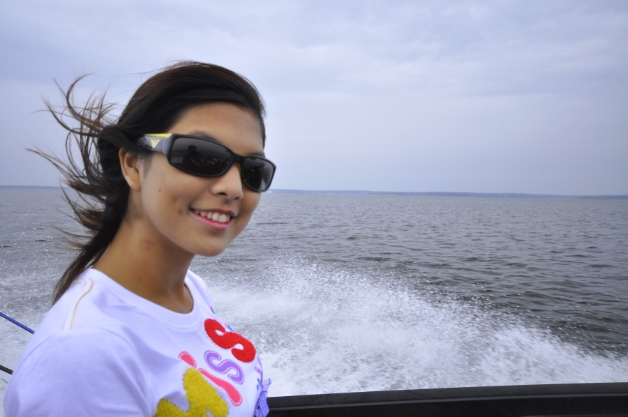 วันต่อมาคร้า นั่งเรือหาหมายกันเลยคร้า ยาวไปยาวไป :laughing: :laughing: :laughing: