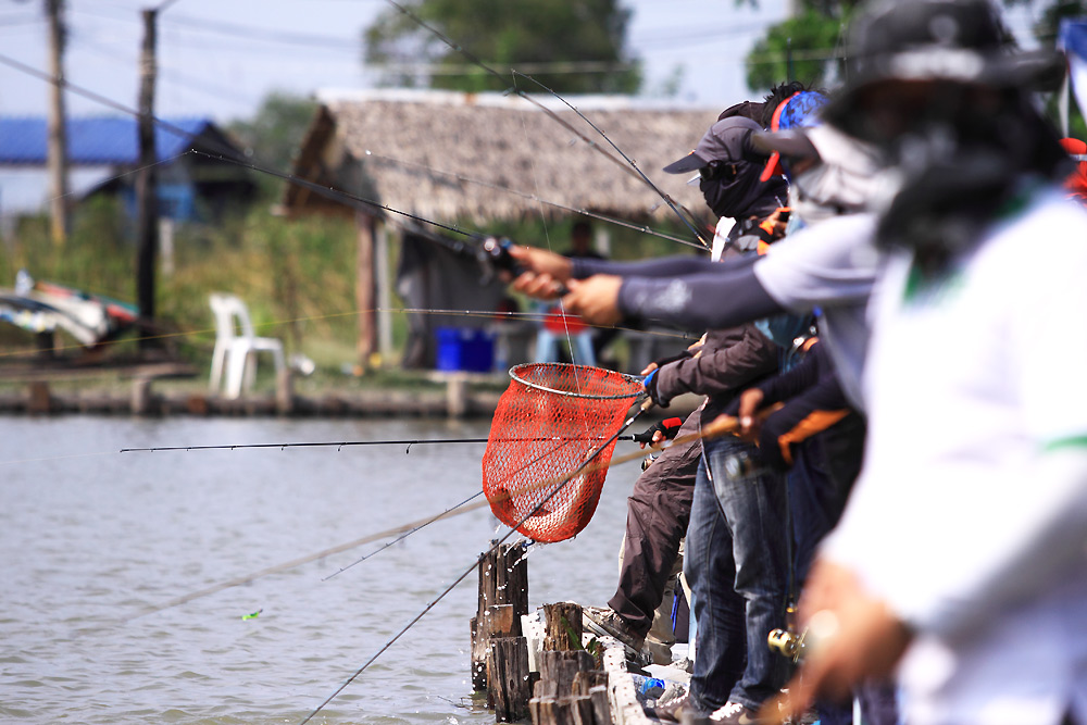 ฝั่งหัวบ่อก็ ตลิ่งเปียกกันเลยทีเดียว  :grin: