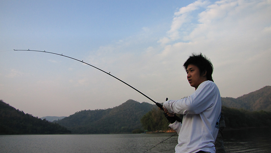  [q]หวัดดีครับน้าเอ.........อยากหล่อบนเรือ