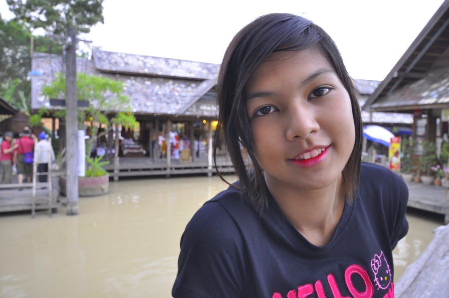 ว่างเว้นจากการตกปลาสันครึ่งวันนะค
