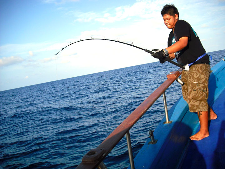 น้องปอนด์เพิ่งฟื้นจากเมาเรือ :smile: