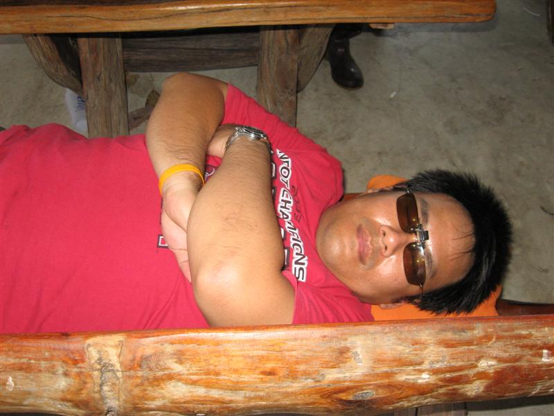 อ้าว น้ากอบเรา หม่ำเสร็จปุ๊ป หลับปั๊ป  เอิ๊ก ๆ ๆ ๆ ๆ ๆ   :laughing: :laughing: :laughing: :laughing: