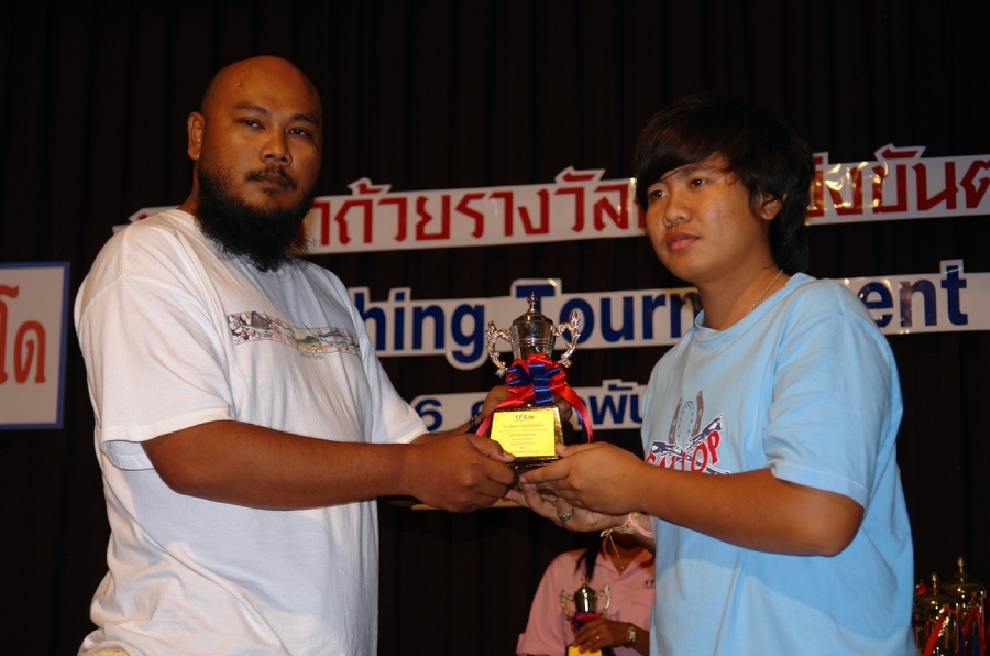 รางวัลชนะเลิศอันดับที่ 6 สะสมคะแนนปลากระสูบ จากโคราชครับ