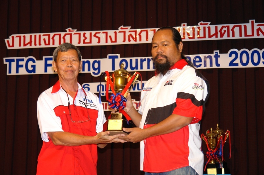 รางวัลชนะเลิศอันดับที่ 3  ประเภทโปรปลากระสูบ
คุณ จี  มาตา จากบริษัท เพียวฟิชชิ่ง ครับ