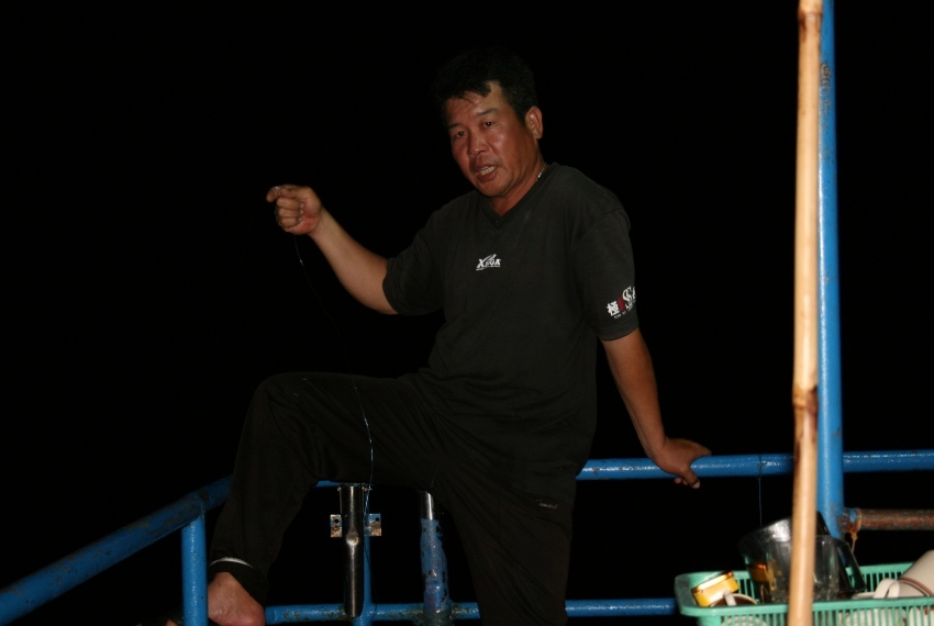  โปรเบิร์ดยึดทำเลท้ายเรือ ลงทั้งสายมือและรอกไฟฟ้าครับ