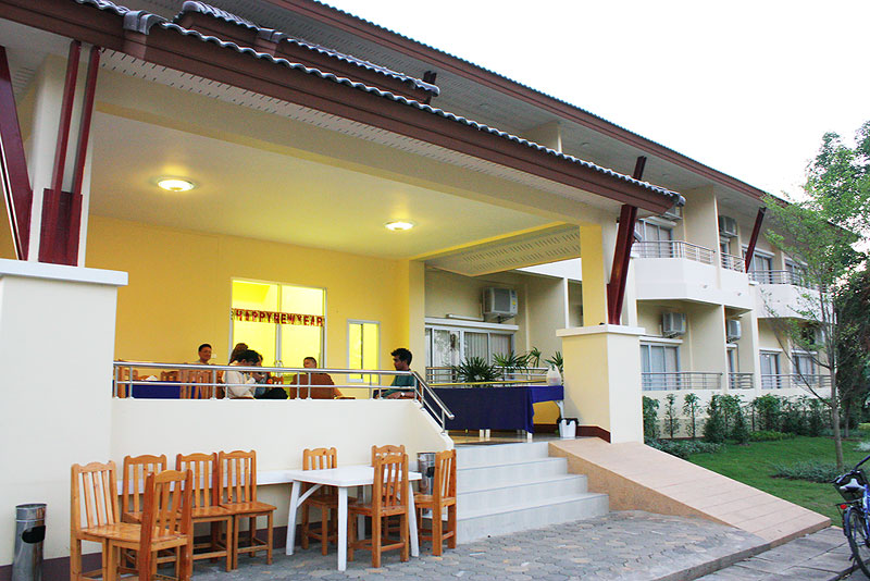 ที่พัก ด้านหน้าครับ