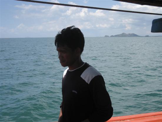  :grin: อัมหลัน ทำหน้าที่ จุมโพ่เรือ ในค