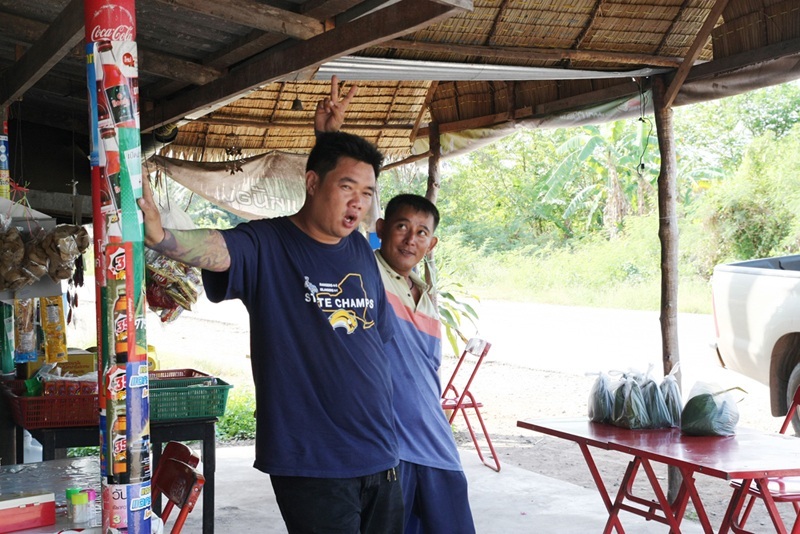 สวัสดีครับ น้าน้องโอ ขอบคุณคร๊าบ

----------------------------------------------------------------